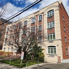 8515 120th Street 3A, Kew Gardens, NY 11415
