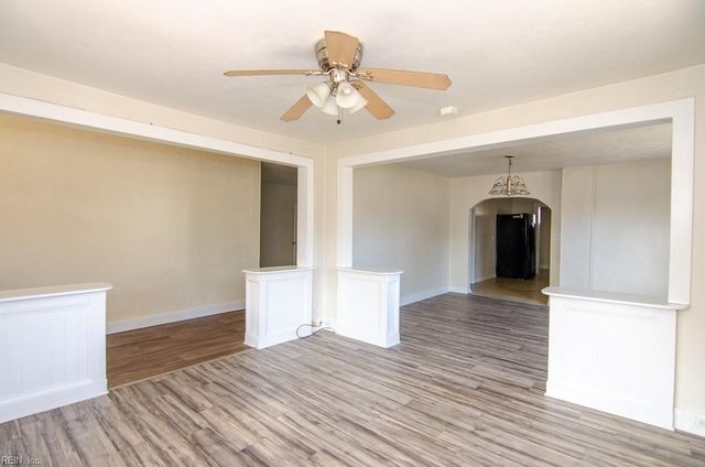 2428 Myrtle AVE, Norfolk, VA 23504