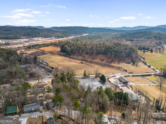 9 Golf Drive, Clayton, GA 30525