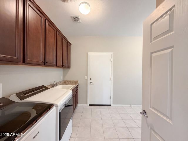 4387 N PRESIDIO Drive, Florence, AZ 85132