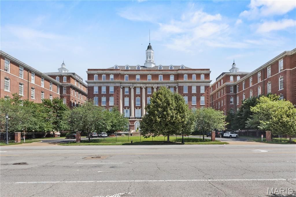 1515 Lafayette Avenue 309, St Louis, MO 63104