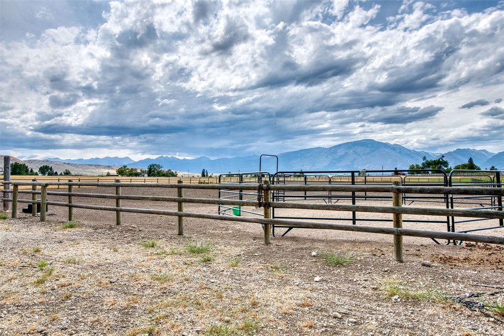 1288 Golf Course Road, Hamilton, MT 59840 photo 8