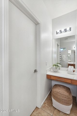 3008 E Kings Avenue, Phoenix, AZ 85032
