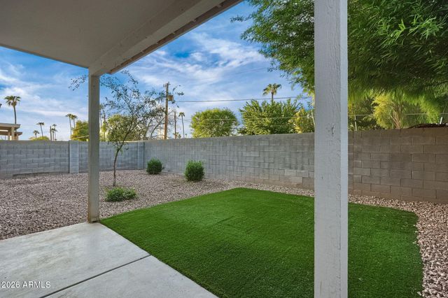 3008 E Kings Avenue, Phoenix, AZ 85032