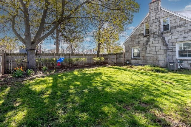 1360 Colvin Boulevard, Tonawanda, NY 14223