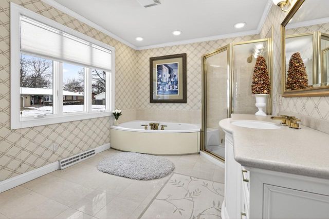 2308 N APPLETON STREET, Appleton, WI 54911