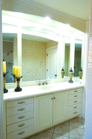 2308 N APPLETON STREET, Appleton, WI 54911