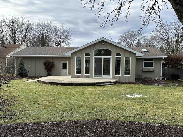 2308 N APPLETON STREET, Appleton, WI 54911