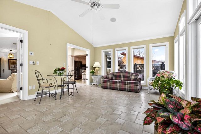 2308 N APPLETON STREET, Appleton, WI 54911