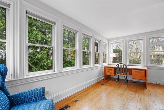 15 Hancock St, Lexington, MA 02420