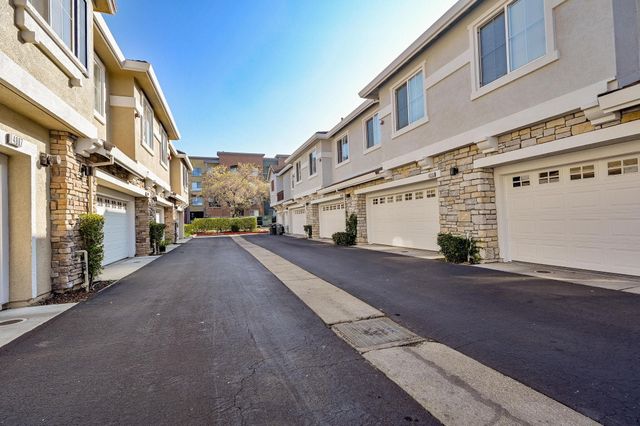 4859 Swinford Ct, Dublin, CA 94568