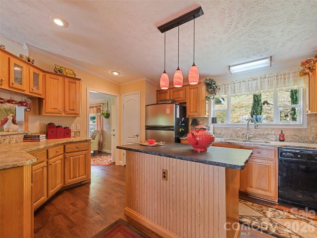 412 Gaddy Heights, Waynesville, NC 28786