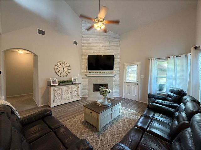 5191 Dry Hollow Drive, Alvin, TX 77511
