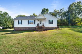114 Hill St, Petersburg, TN 37144