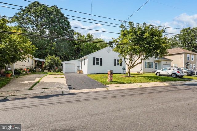 111 MEADOWBROOK AVE, Wilmington, DE 19804