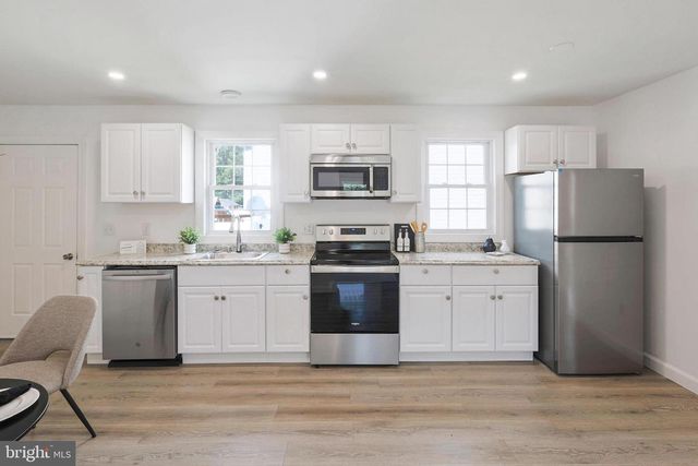 111 MEADOWBROOK AVE, Wilmington, DE 19804
