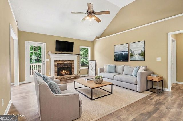 6219 Compass Drive, Flowery Branch, GA 30542