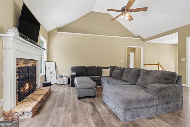 6219 Compass Drive, Flowery Branch, GA 30542