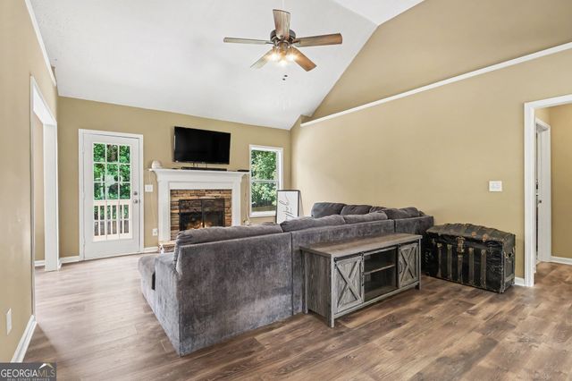 6219 Compass Drive, Flowery Branch, GA 30542
