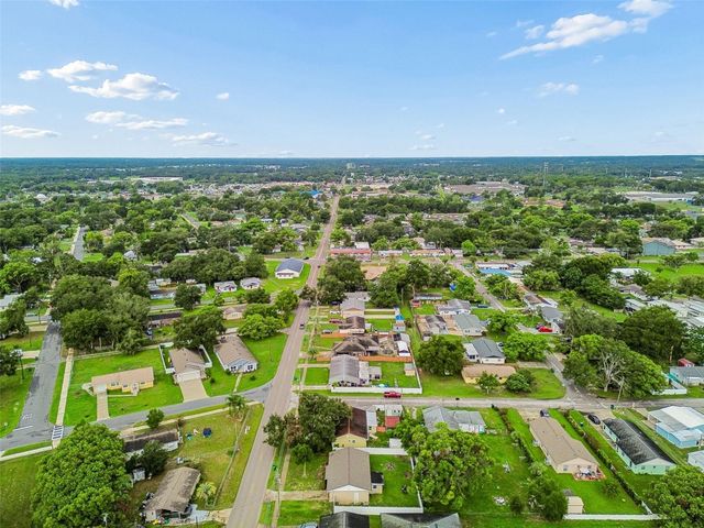 38621 NORTH AVENUE, Zephyrhills, FL 33542