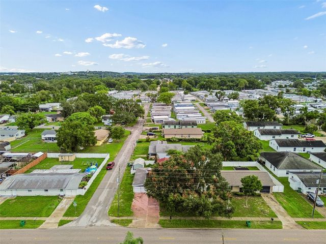 38621 NORTH AVENUE, Zephyrhills, FL 33542