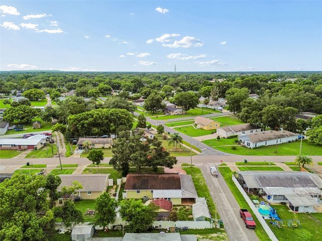 38621 NORTH AVENUE, Zephyrhills, FL 33542