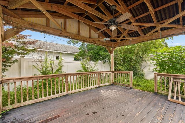 38621 NORTH AVENUE, Zephyrhills, FL 33542