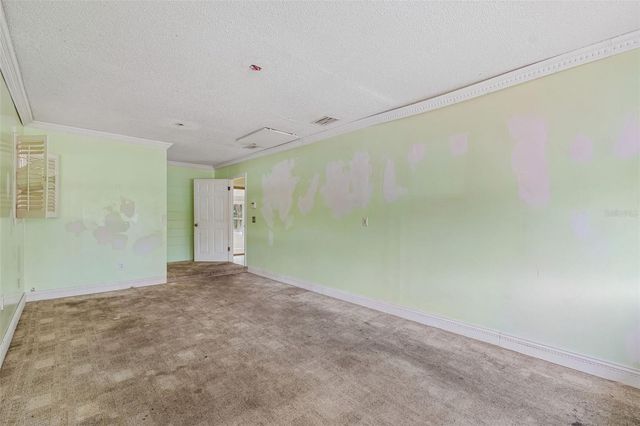 38621 NORTH AVENUE, Zephyrhills, FL 33542