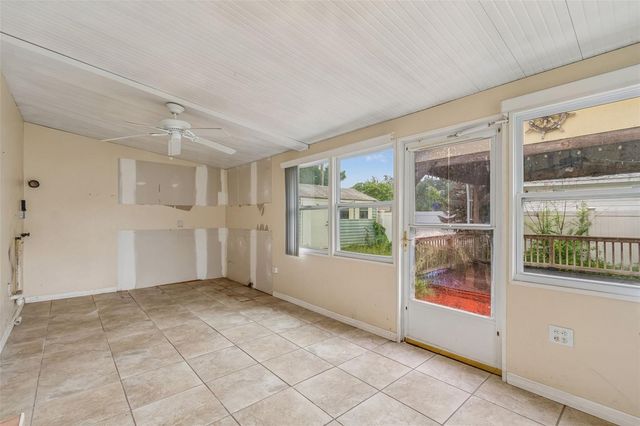 38621 NORTH AVENUE, Zephyrhills, FL 33542