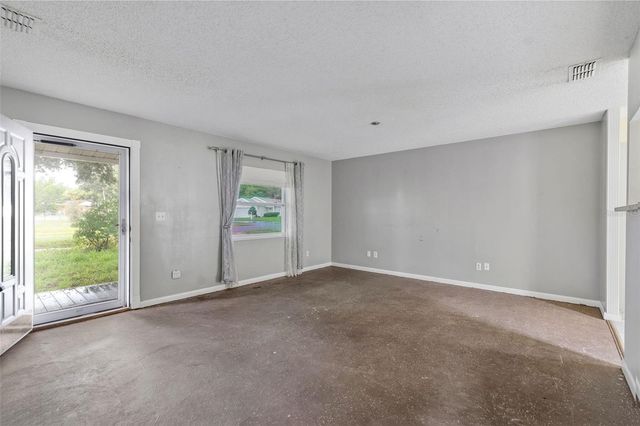 38621 NORTH AVENUE, Zephyrhills, FL 33542