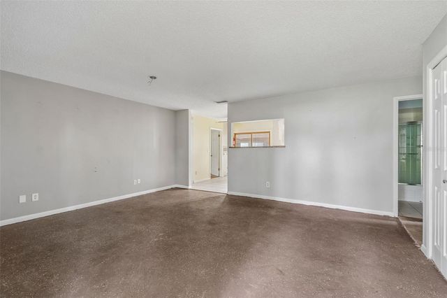 38621 NORTH AVENUE, Zephyrhills, FL 33542