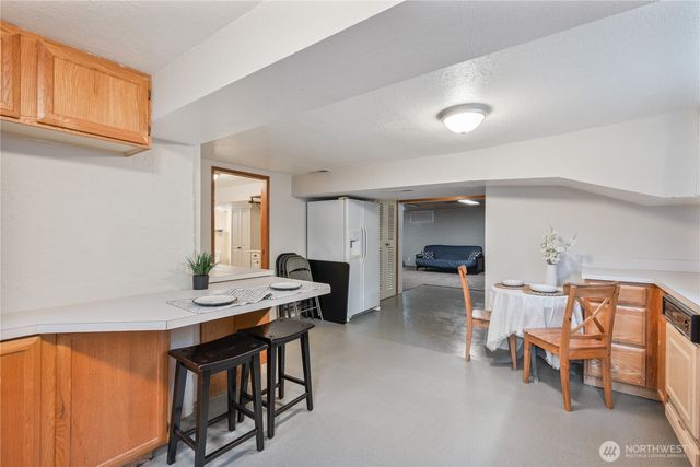 3136 Pacific Way, Longview, WA 98632