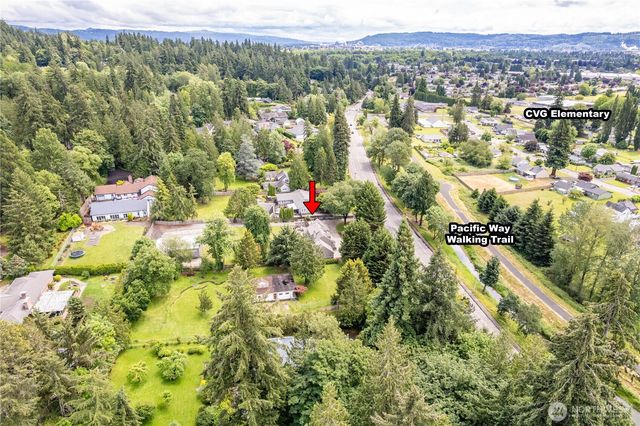 3136 Pacific Way, Longview, WA 98632