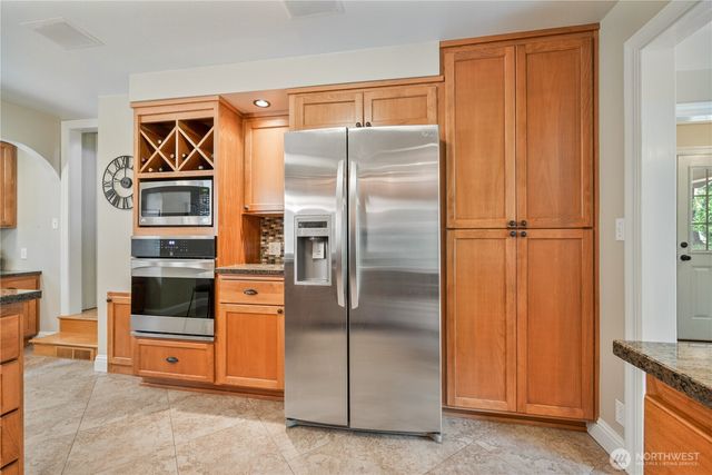 3136 Pacific Way, Longview, WA 98632