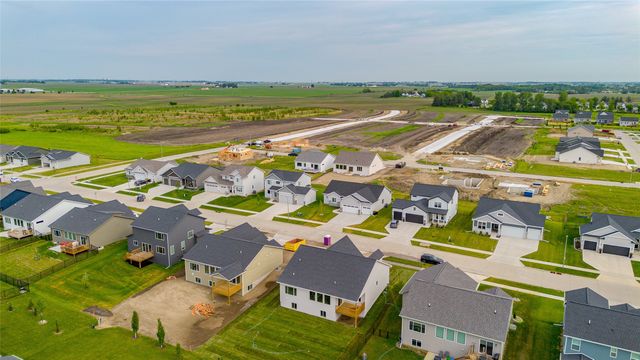 110 NW Ashley Court, Waukee, IA 50263
