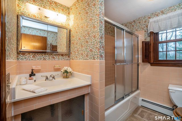 23 Holland Lane, East Hartford, CT 06118