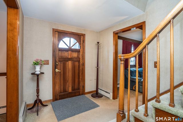 23 Holland Lane, East Hartford, CT 06118