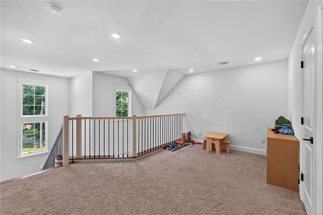 2 Rettendon Lane, Bella Vista, AR 72714
