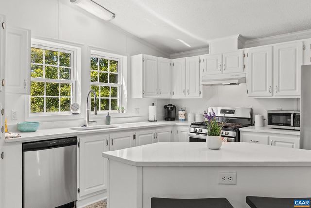 1529 JOHN TUCKER RD, Aroda, VA 22709