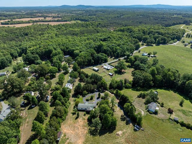 1529 JOHN TUCKER RD, Aroda, VA 22709
