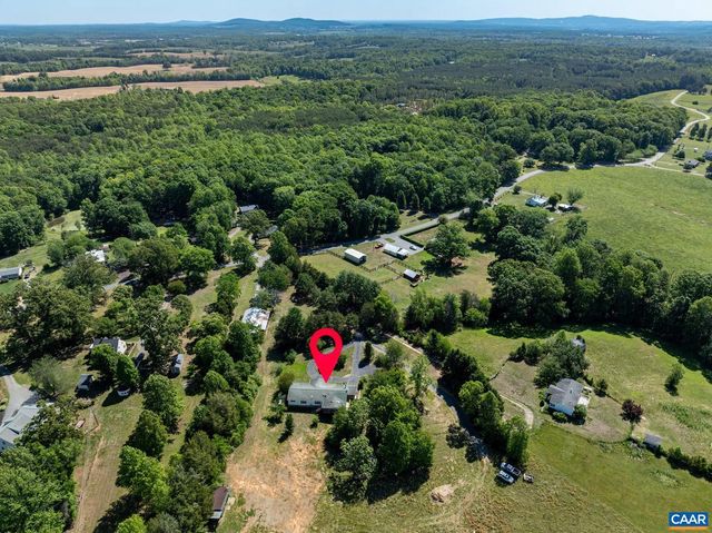 1529 JOHN TUCKER RD, Aroda, VA 22709