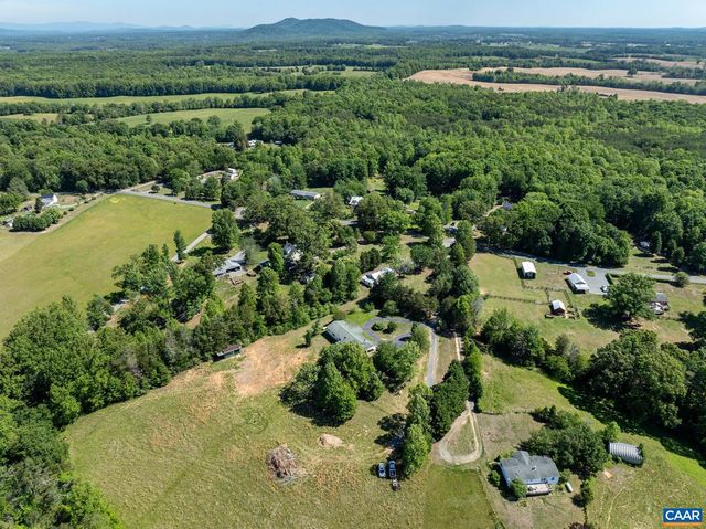 1529 JOHN TUCKER RD, Aroda, VA 22709