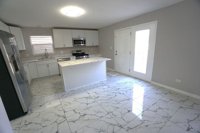 11703 S Morgan Street, Chicago, IL 60643