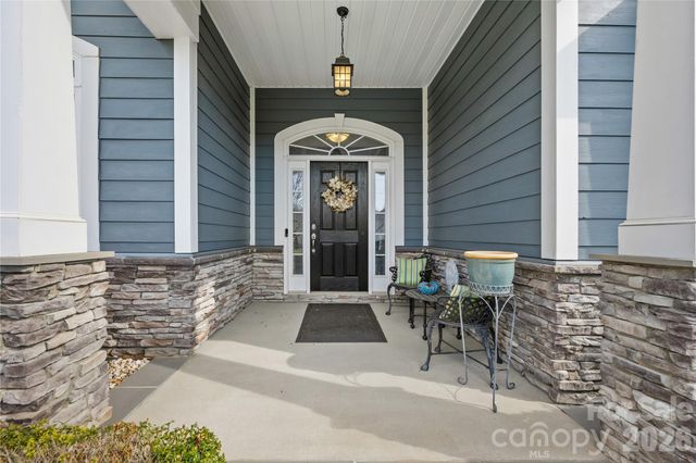 991 Brookdale Lane 432, Stanley, NC 28164