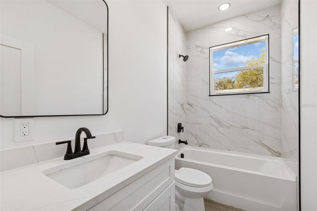 5220 73RD AVENUE N, Pinellas Park, FL 33781