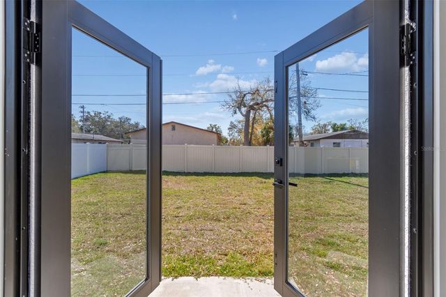 5220 73RD AVENUE N, Pinellas Park, FL 33781