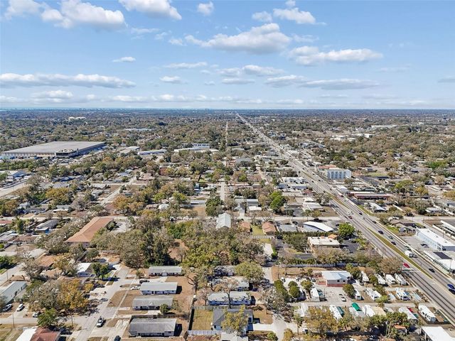 5220 73RD AVENUE N, Pinellas Park, FL 33781