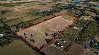 1061 E Fuchs Road, Carmine, TX 78932