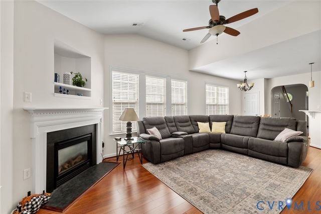 1741 Stonemill Lake Ct, Midlothian, VA 23112