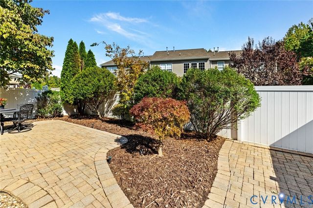 1741 Stonemill Lake Ct, Midlothian, VA 23112